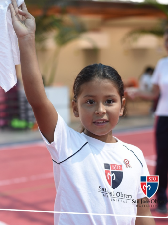 Estudiante de Primaria en una jornada deportiva