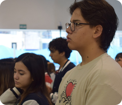 Estudiantes de Secundaria en clase