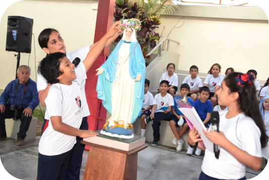 Celebración pastoral con la imagen de la Virgen